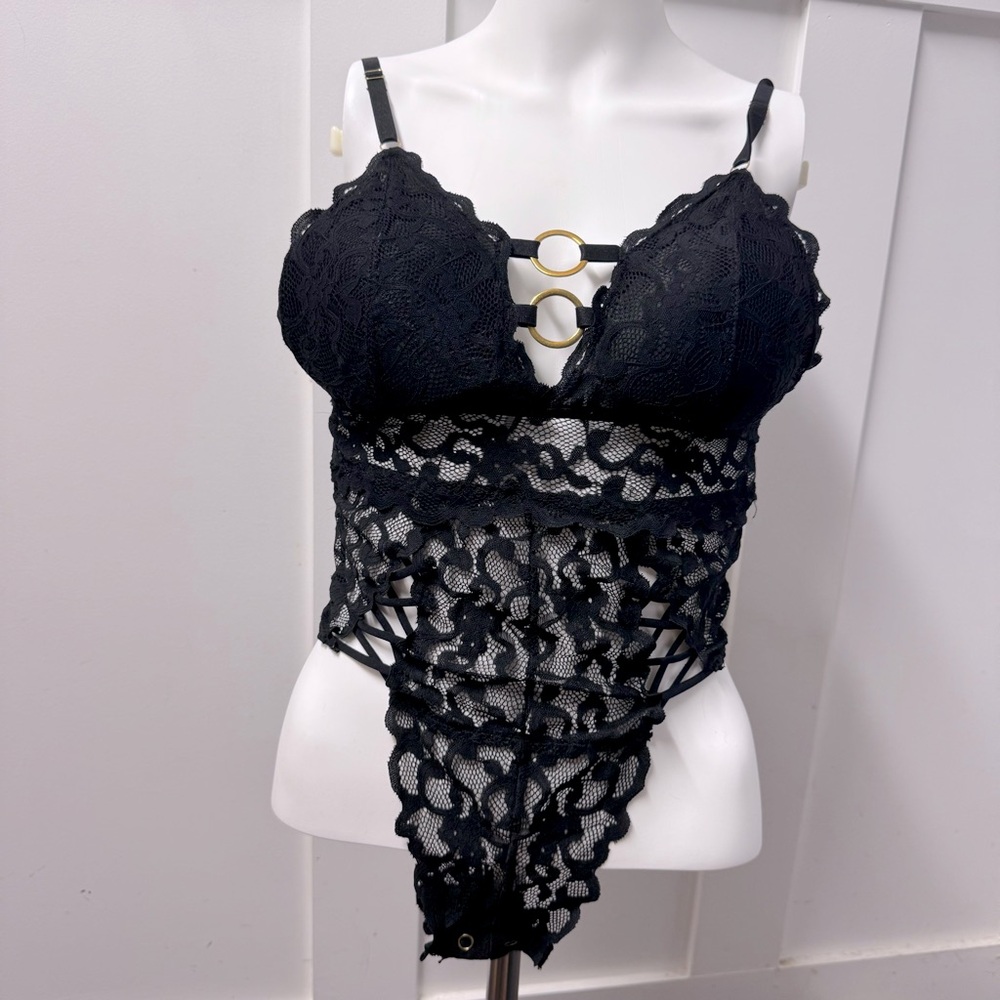 Kathy black‎ lace lingerie body suit size S/M